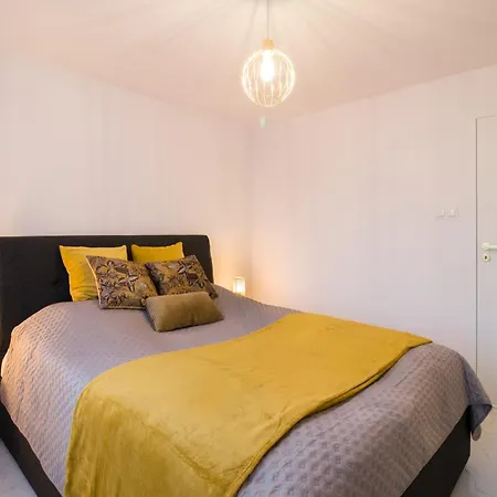 Apartament Golden Prestige Glogow  Exterior photo