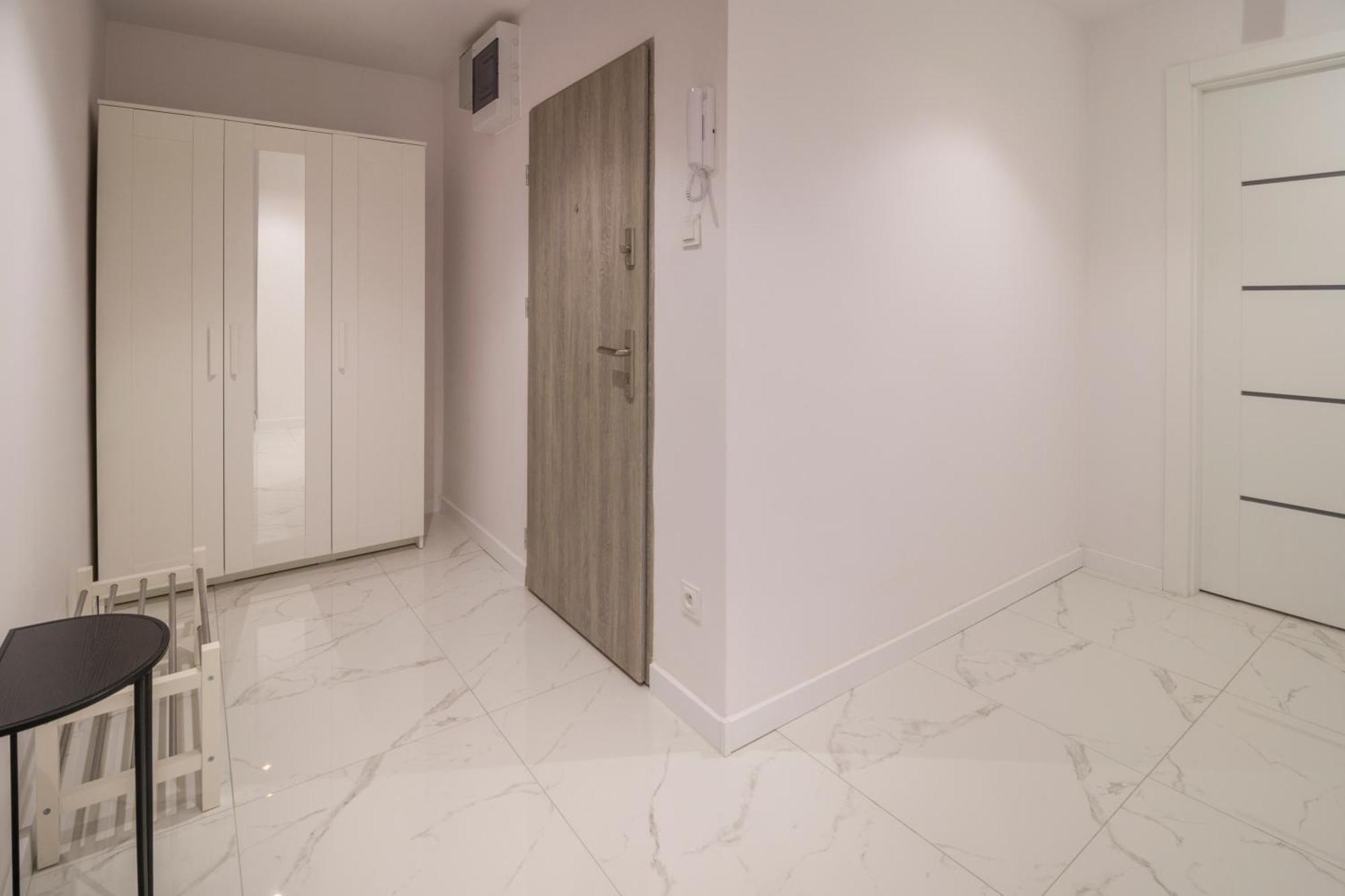 Golden Prestige Apartment *